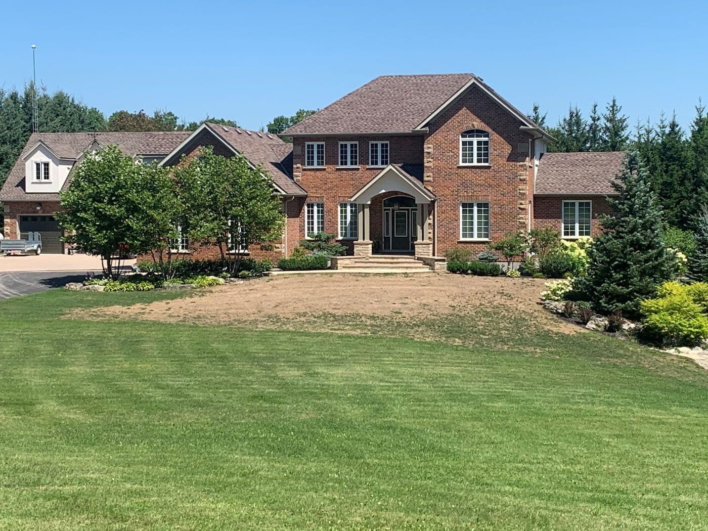 Turfgrass:time to rethink the lawn — photograph by Stellar Landscapes